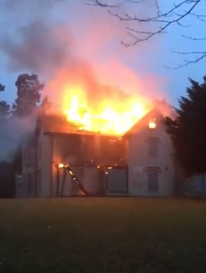 Fire destroys Silverburn House 