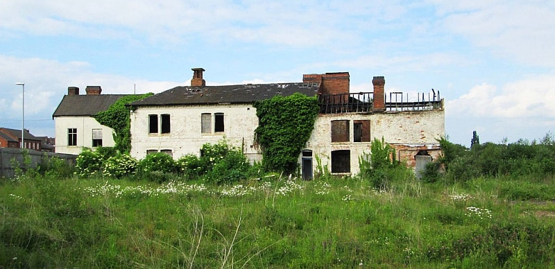 Part of the former Bond Worth carpet factory, Severn Road, Stourport-on-Severn Photo: P L Chadwick)