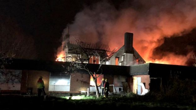 Fire ripped through the building's roof again 