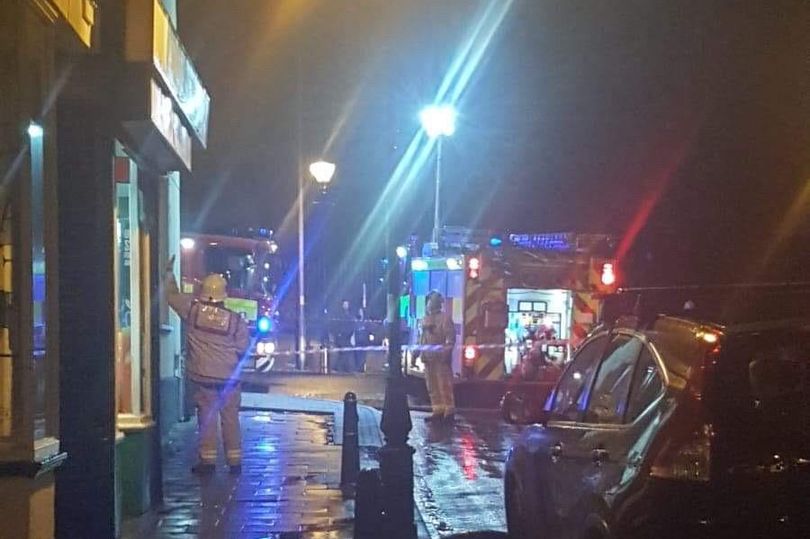 Fire crews rush to Brompton High Street (Image: Dave Snowden)