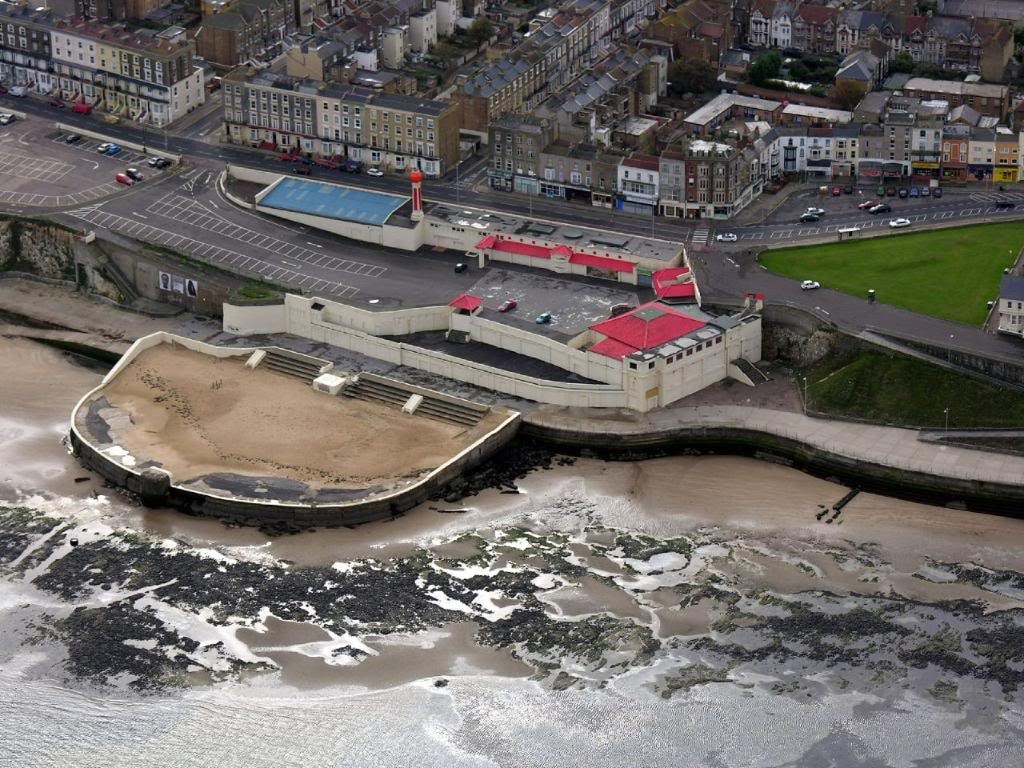 The Margate Lido. The fire was in the white building at the bottom right.