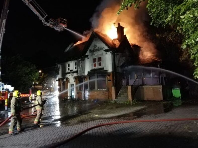 Fire crews tackling the blaze in South Hylton (Image: Tyne and Wear Fire and Rescue Service)