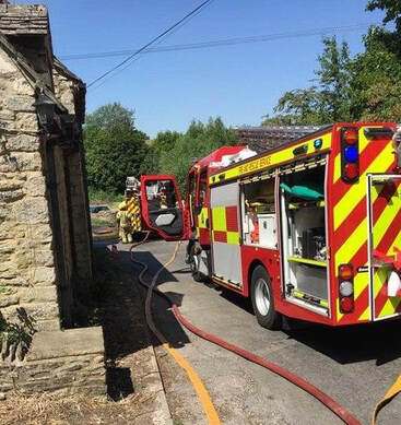 Fire crews at the Crawley Inn, Witney. (Picture: Colin Dingwall Twitter)