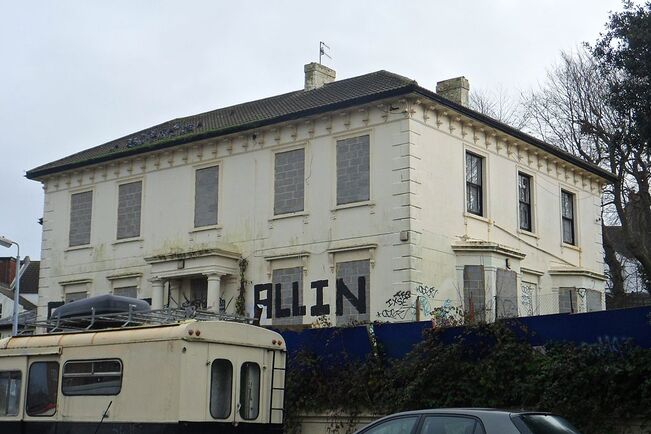 in 2015 the building was in a  derelict condition and was threatened with demolition. 