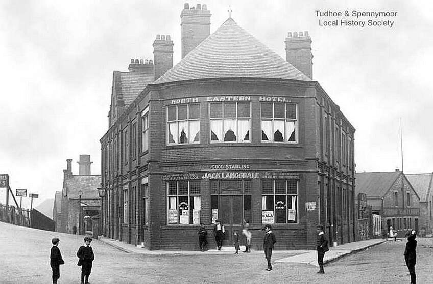 North Eastern Hotel c.1905. Jack Langsdale was the landlord at the time and 'Good Stabling' was available. (Credit: Tony Coia & George Teasdale / Tudhoe & Spennymoor LHS)